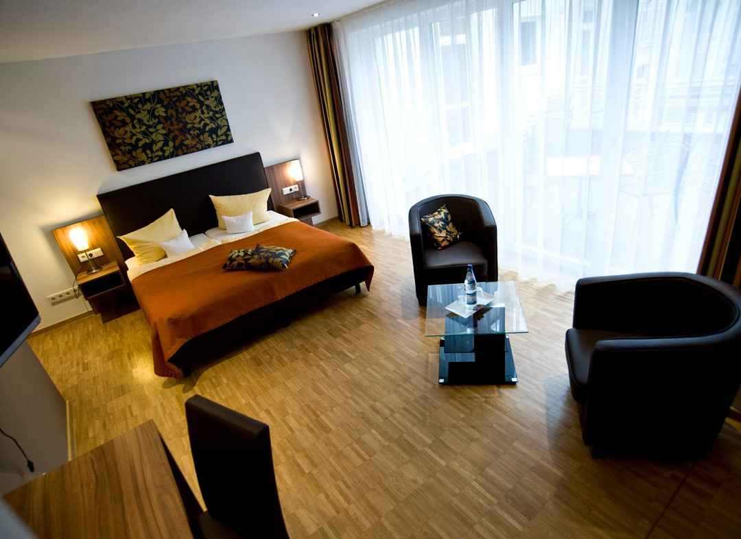 Schroeders Stadtwaldhotel主图