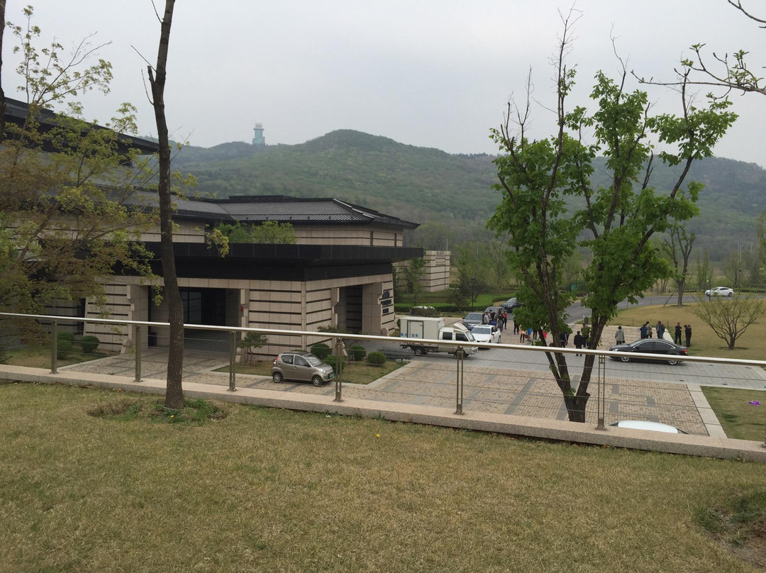 棋盘山绿地铂瑞酒店主图