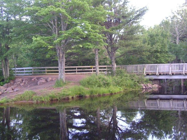 Mapleton Park-蒙古顿必去景点