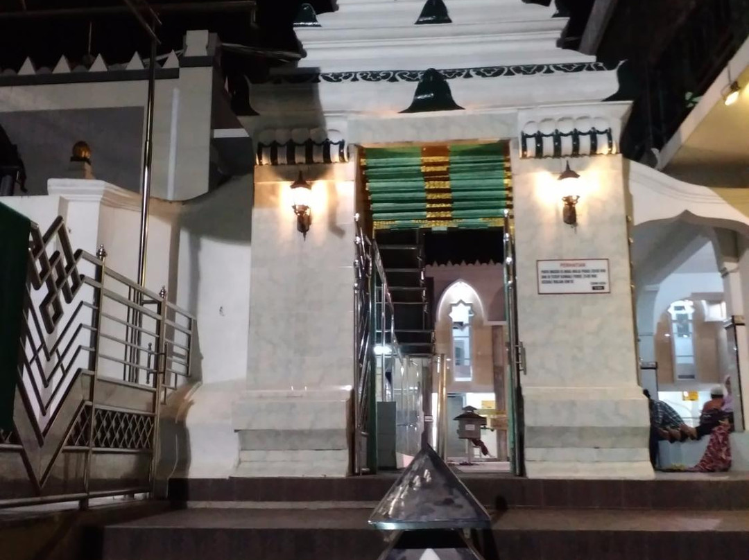 Sunan Giri Mosque and Tomb-Gresik必去景点