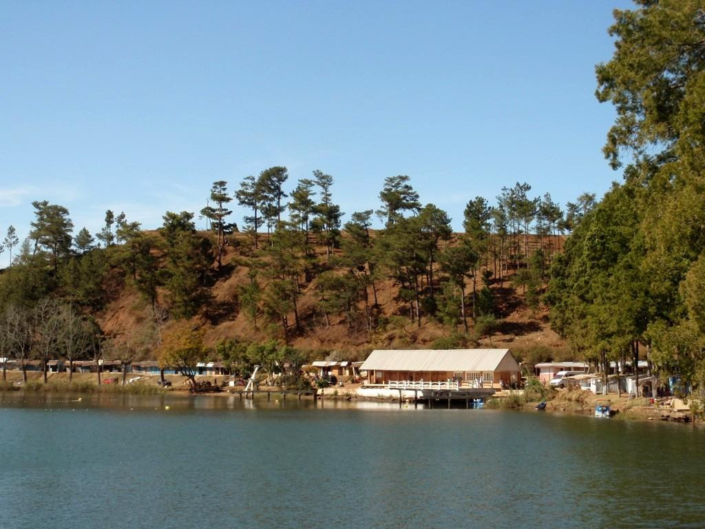 Lac Andraikiba景点图片