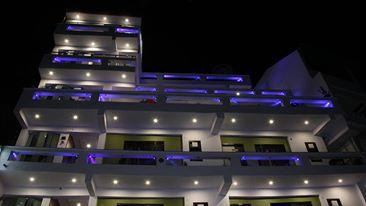 Green Palms Rubystone Exotic Lansdowne