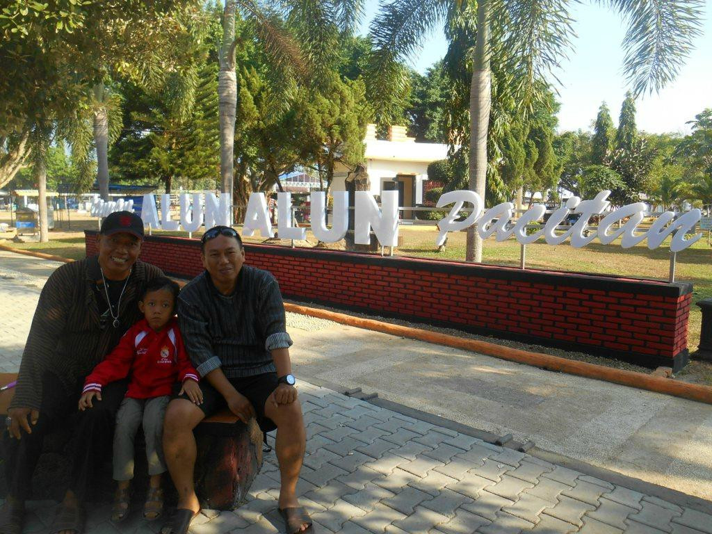 Pacitan Square景点图片