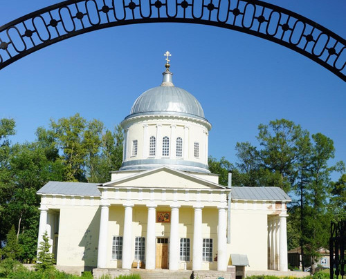 Oktyabrsky旅游景点-Bogucharovo Architectural Complex