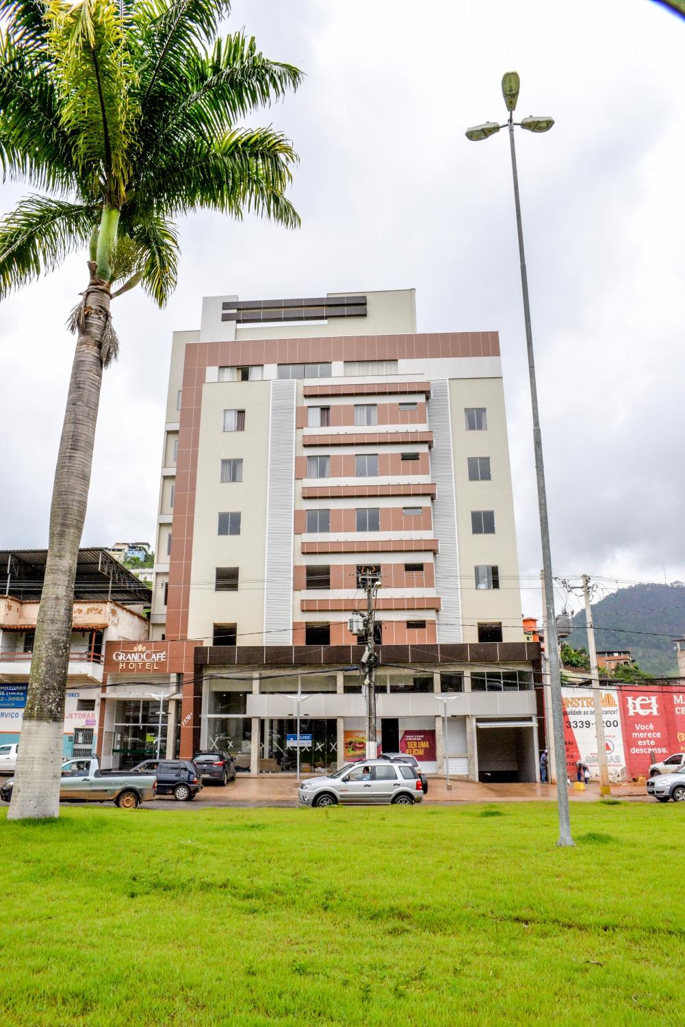 Grand Café Hotel-官方