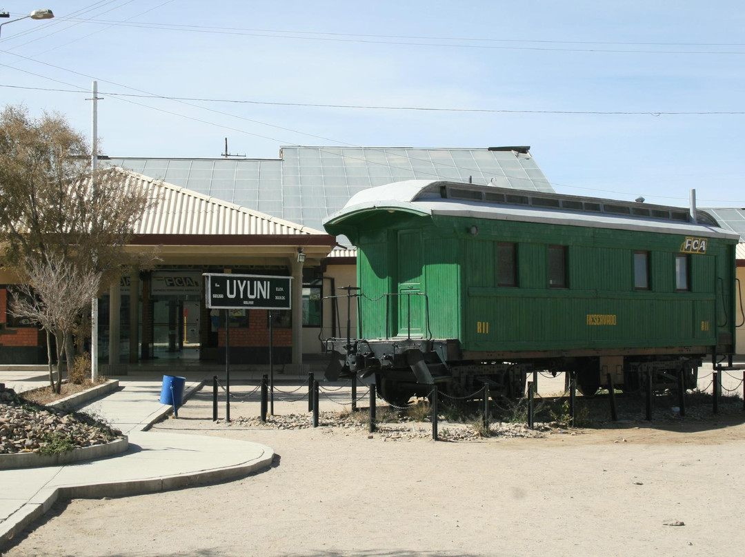 Avenida Ferroviaria-乌尤尼必去景点