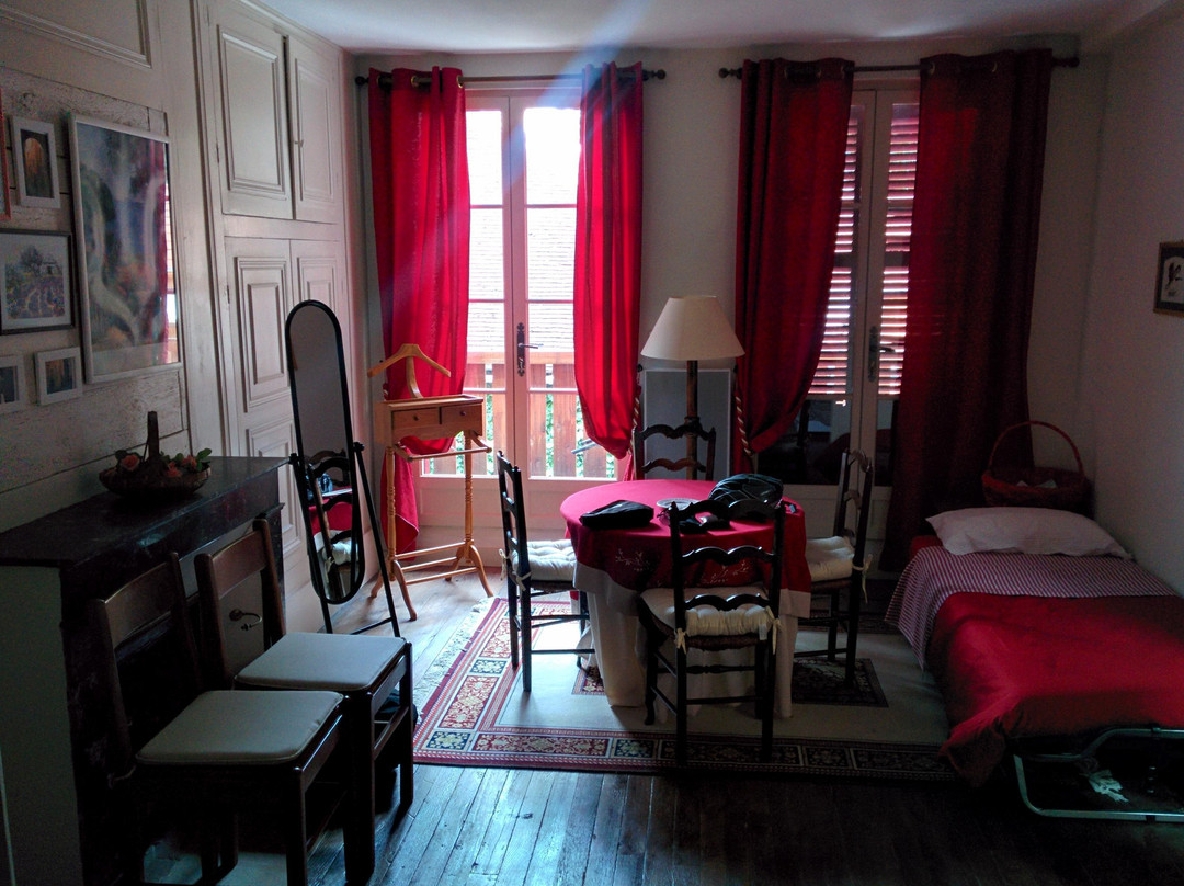 Caroline's - Le Pied de la Falaise