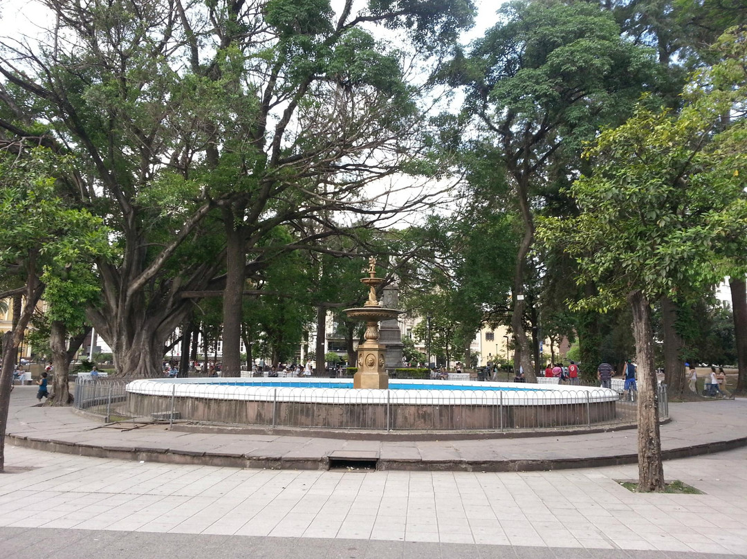 Plaza Independencia景点图片