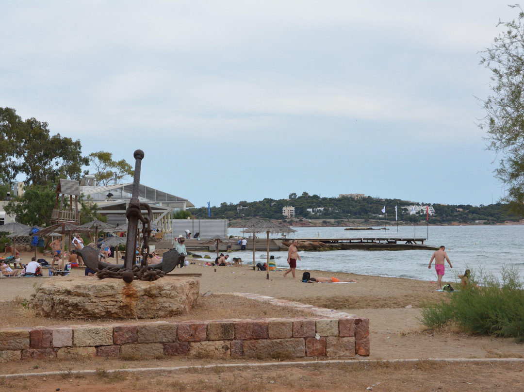 Kavouri Beach景点图片