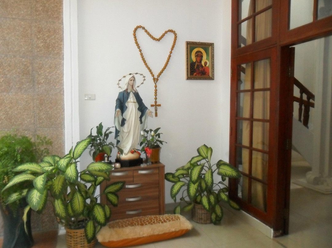 天秤座家庭寄宿旅馆主图