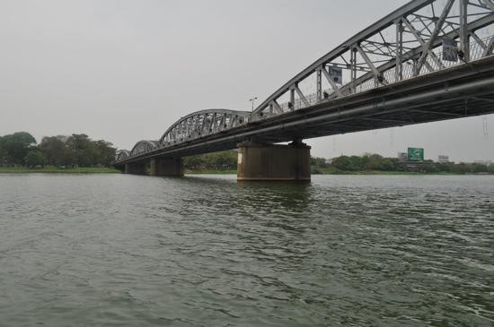 Truong Tien Bridge-顺化必去景点