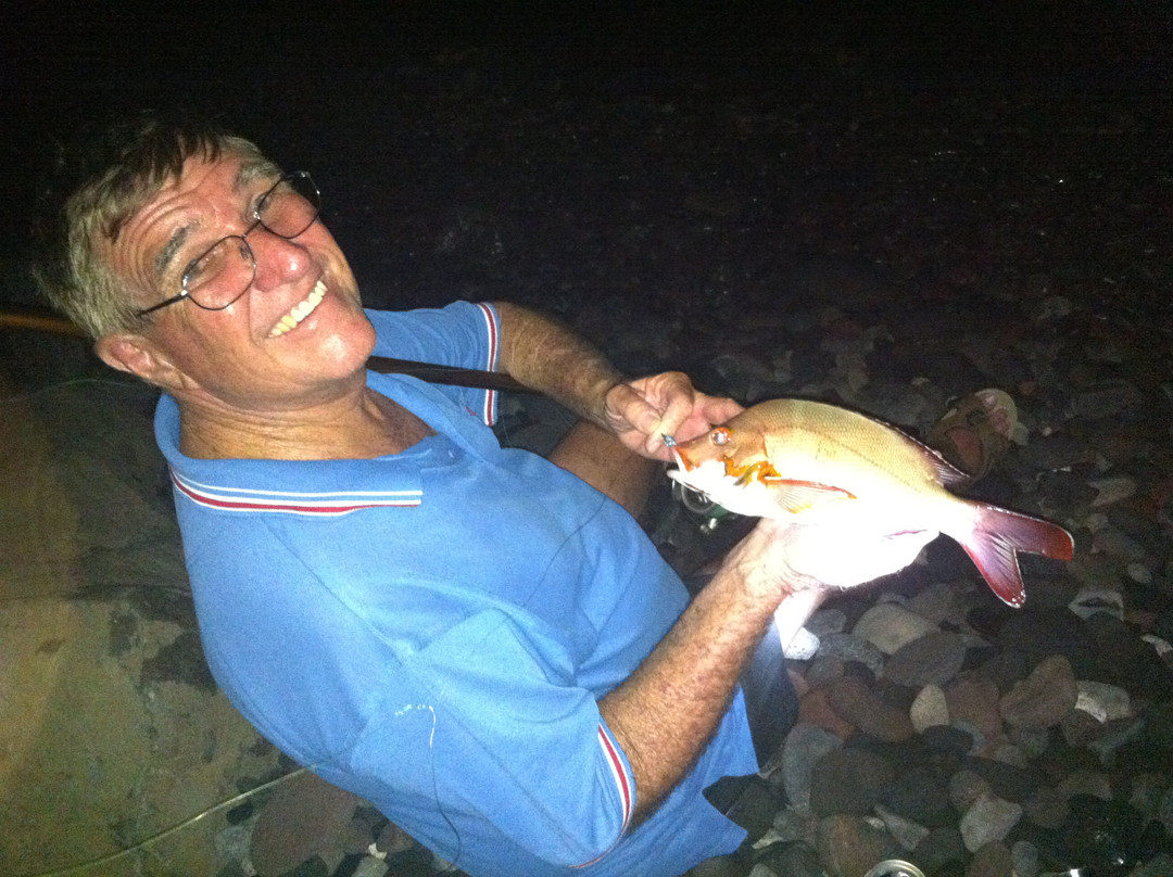 Gede Bali Tours-卡朗阿森必去景点