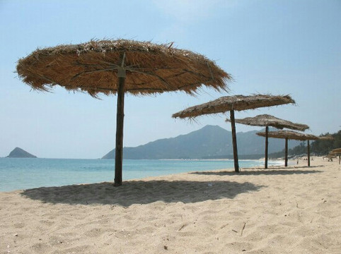 西冲海滩-深圳市必去景点