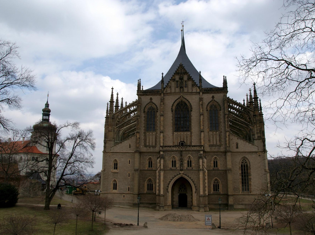 St Barbara's Cathedral-库特纳霍拉必去景点