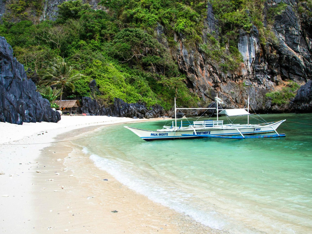 Secret Lagoon-爱妮岛必去景点
