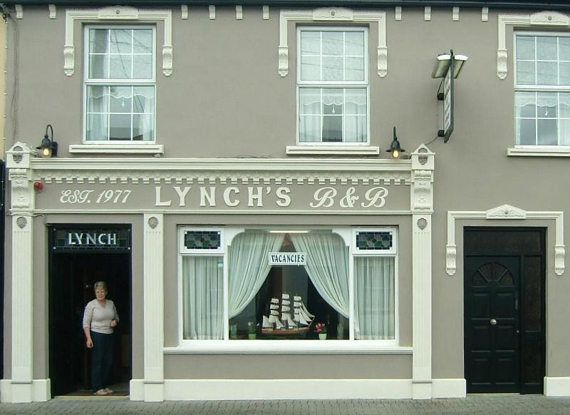 Kilkee酒店住宿-Lynch's B&B