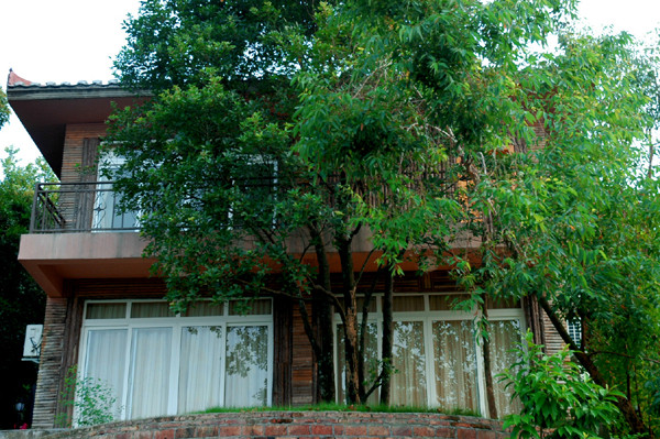 镜花缘海蜃楼别墅会所主图