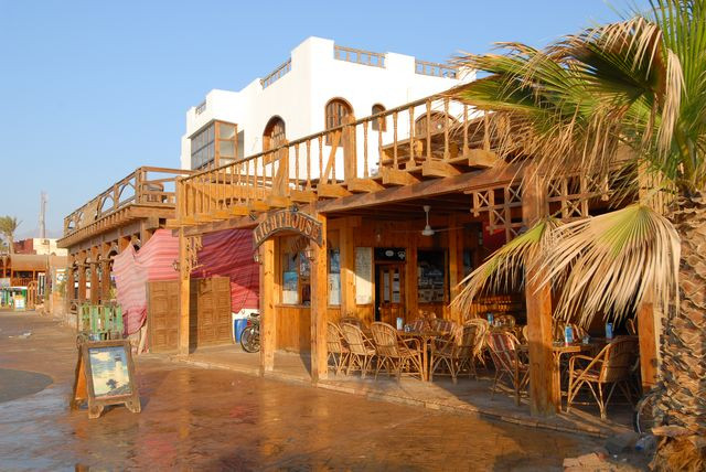 Lighthouse Divecenter-达哈卜必去景点