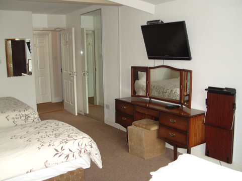 Coach Hill House主图