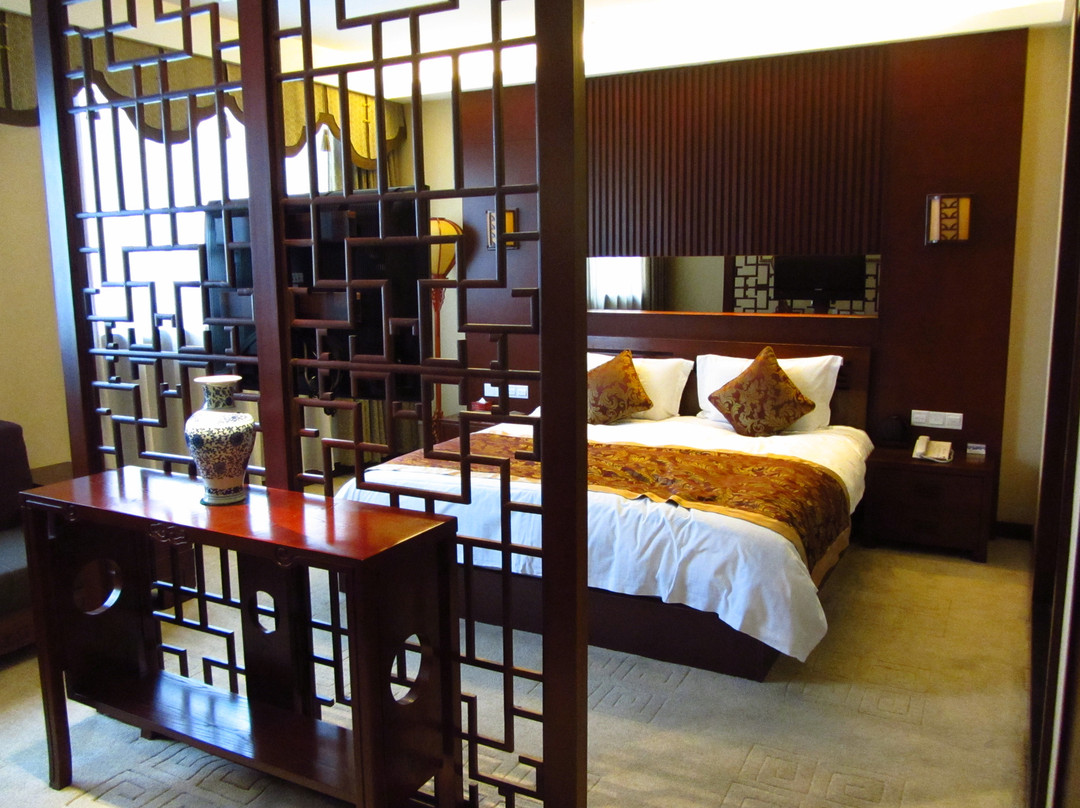 麒麟阁大饭店主图