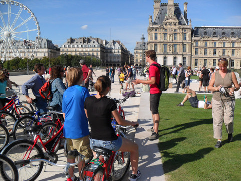 Fat Tire Tours 巴黎单车游-巴黎必去景点