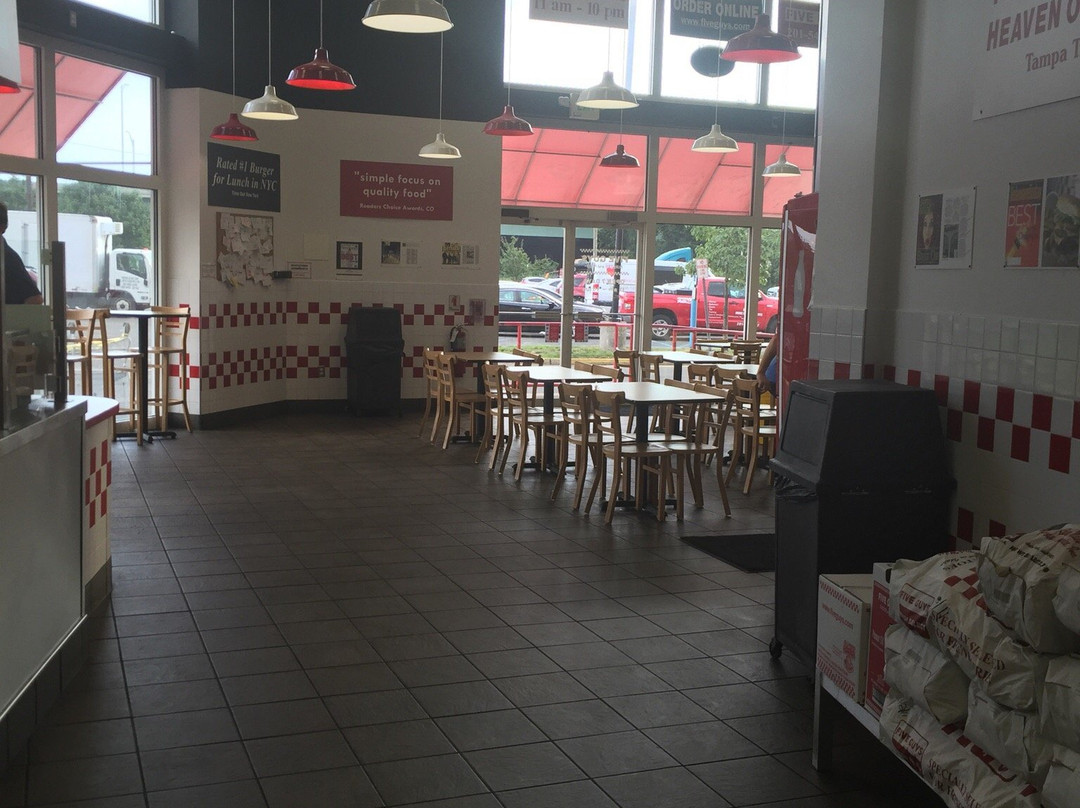 Lodi餐馆和美食-Five Guys