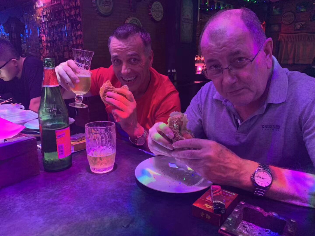 牛仔酒吧-马鞍山市必去景点