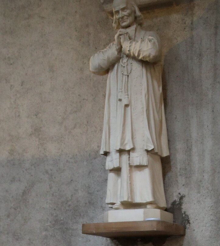 Eglise Saint Nicolas景点图片