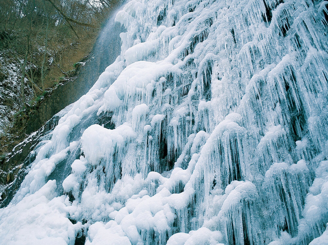 Shirainotaki Falls-东温市必去景点