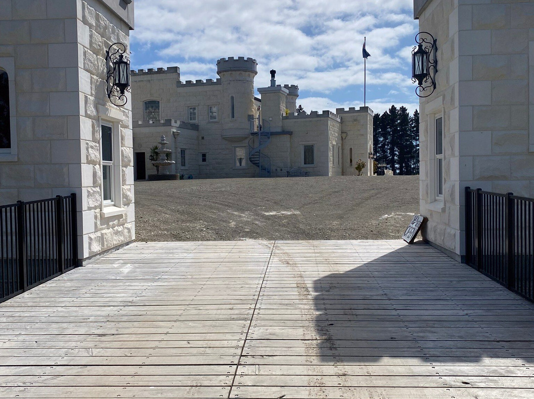 Riverstone Castle景点图片