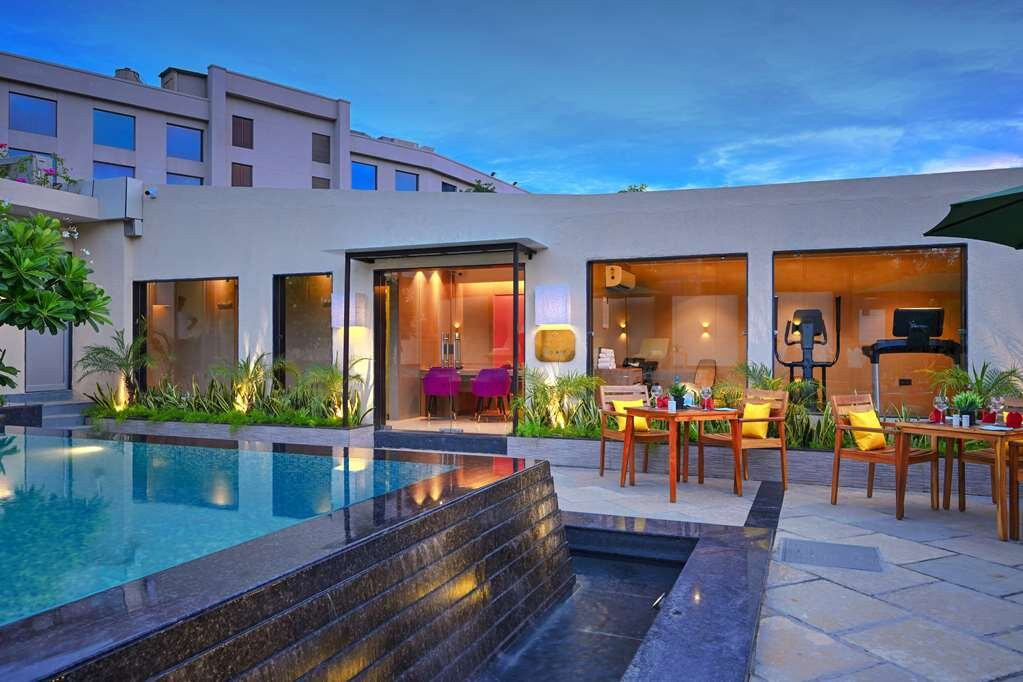 Royale Sarovar Portico主图