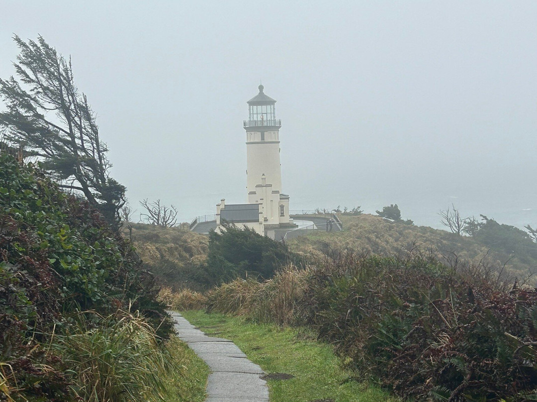 North Head Lighthouse景点图片