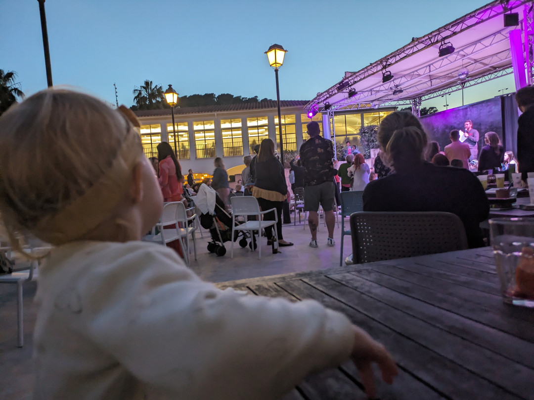 欧罗巴俱乐部酒店主图