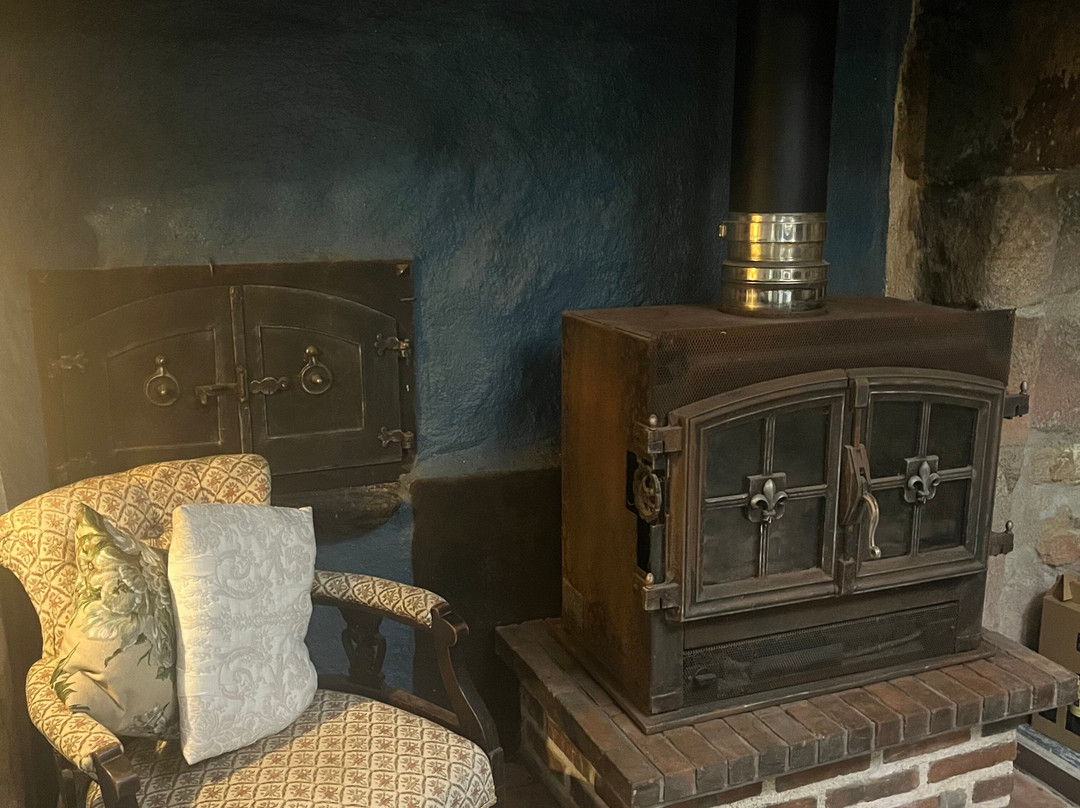 Chateau De Montmagner主图