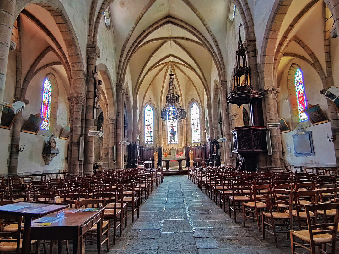 Eglise De Saint Sulpice Les Feuilles景点图片