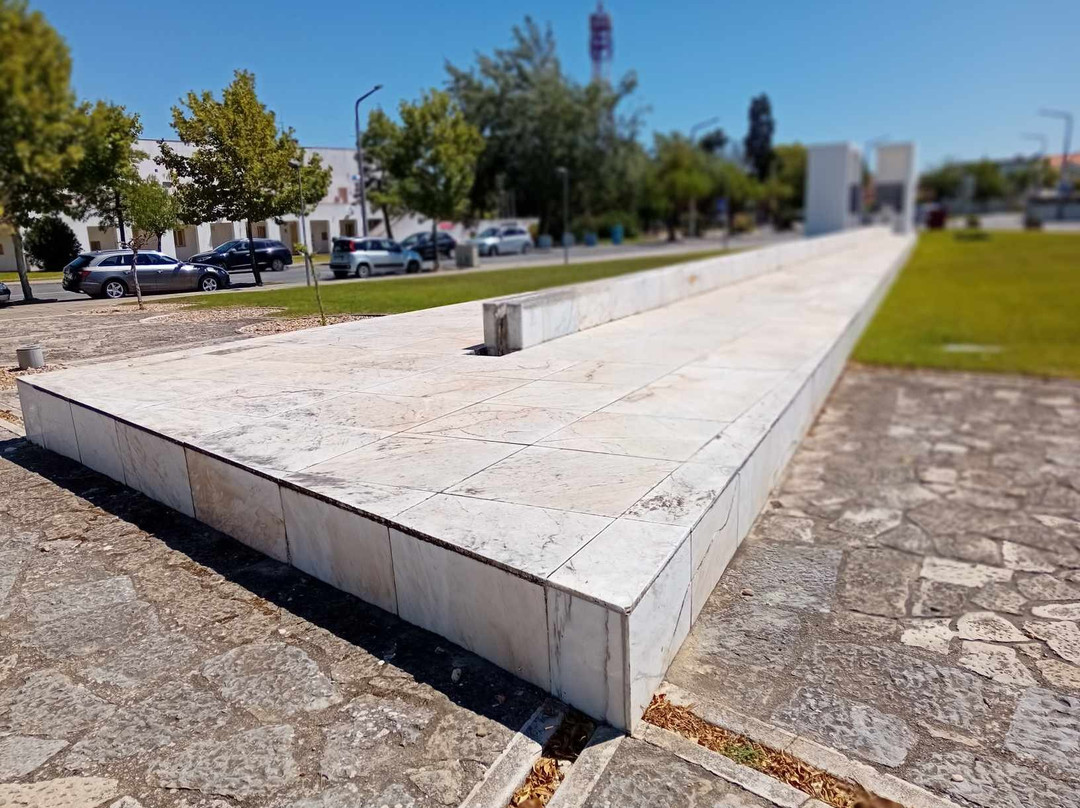 Monumento Ao 25 De Abril景点图片