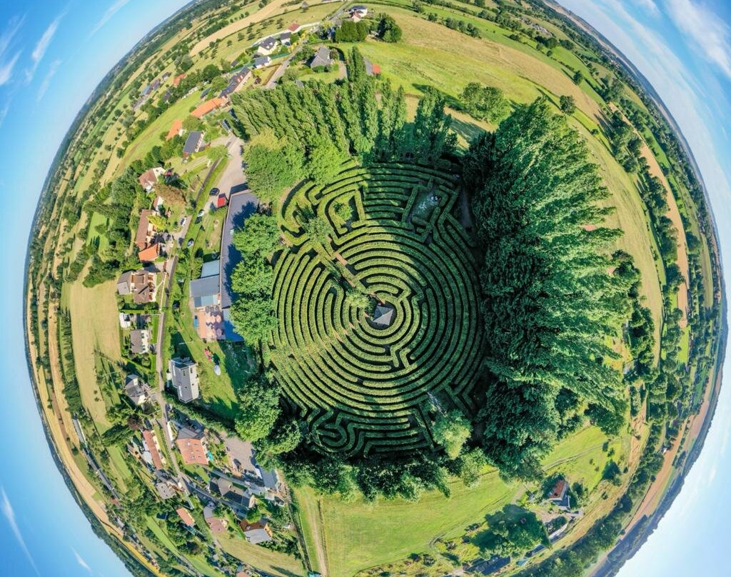 马西旅游景点-Labyrinthe Artmazia