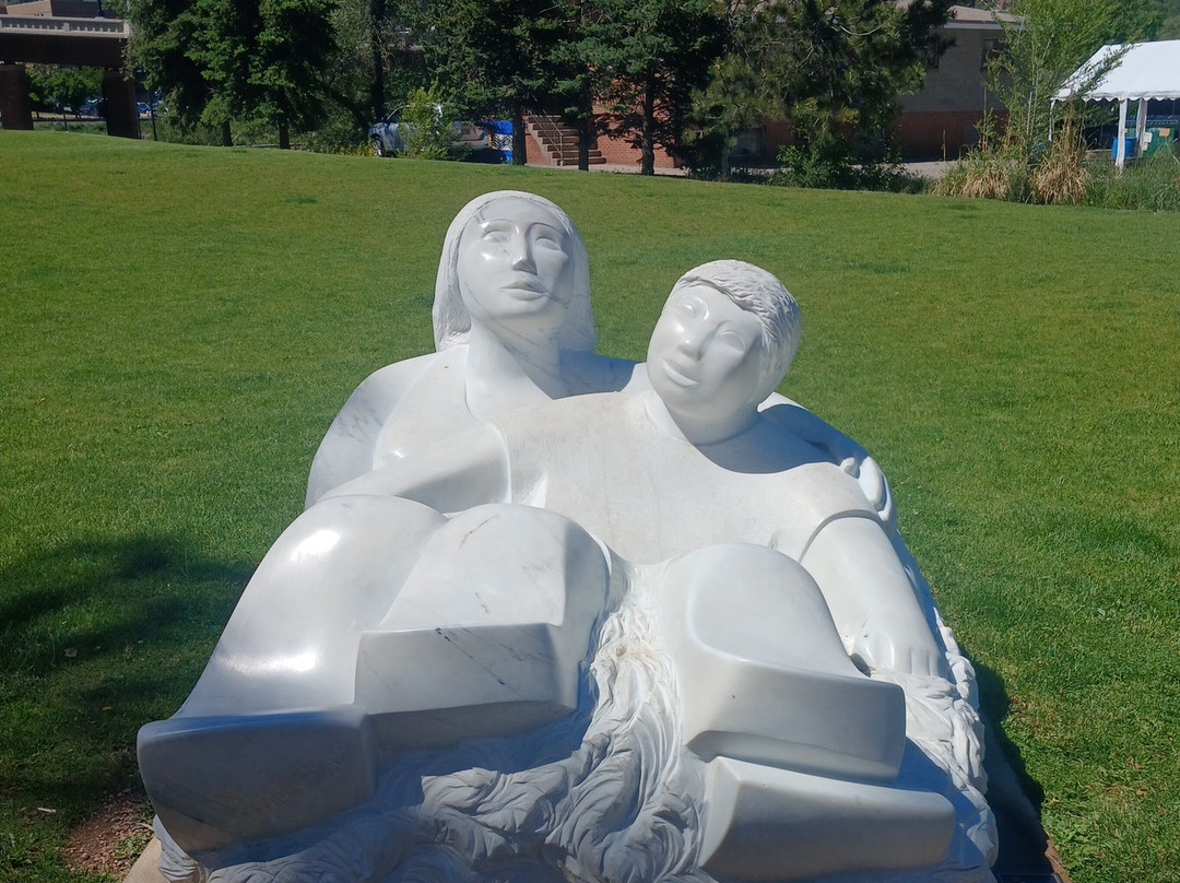 Sculpture Tubing On The Colorado