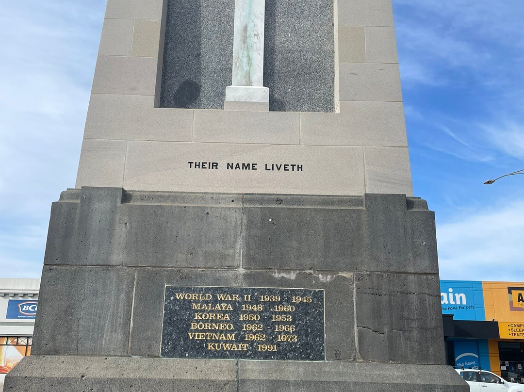 Bairnsdale Cenotaph景点图片