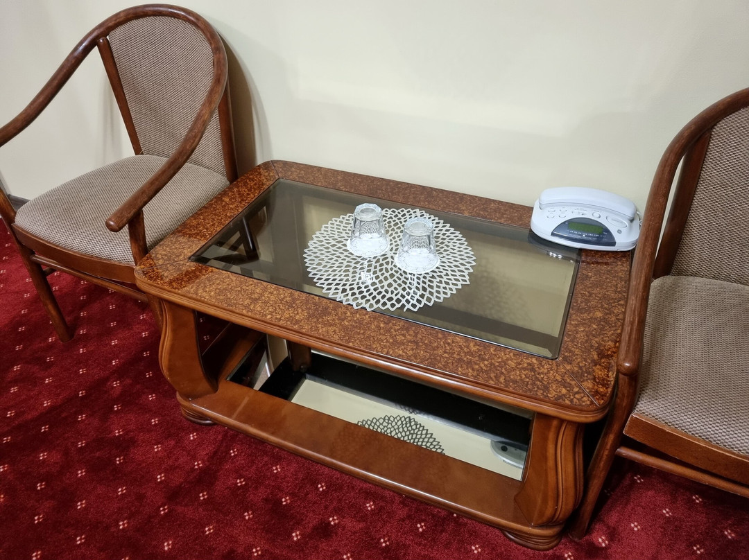 库斯特米酒店主图