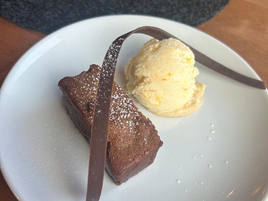 Arctic River Resort - Restaurant