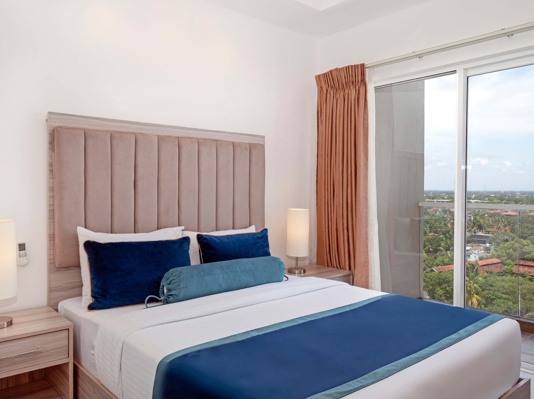 科伦达姆微风酒店尼甘布主图