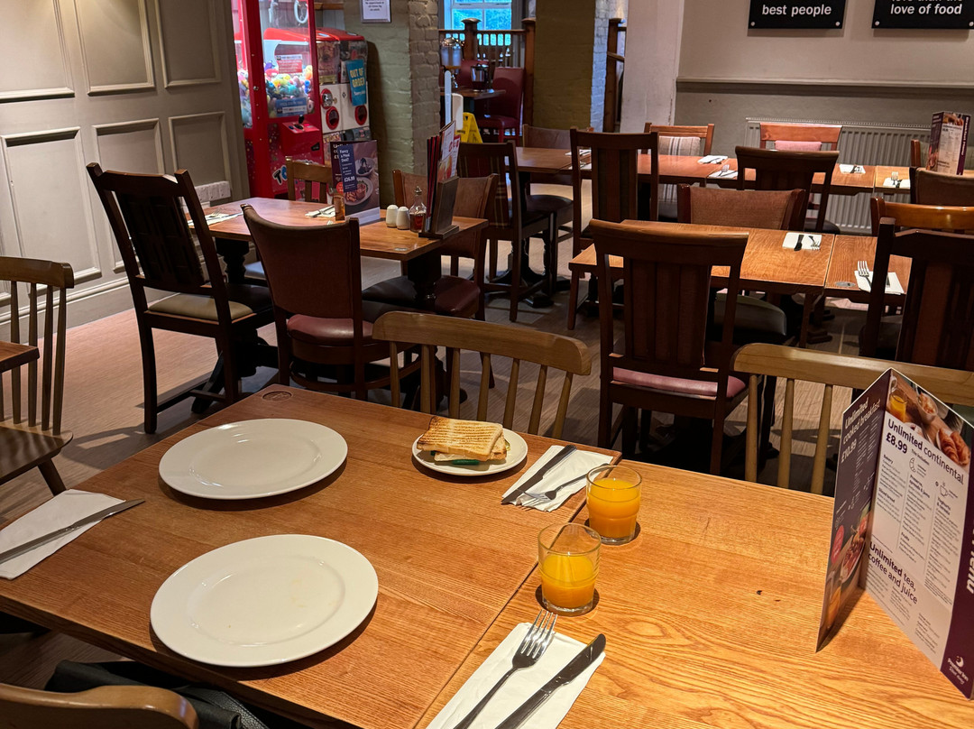 Premier Inn Mansfield hotel主图