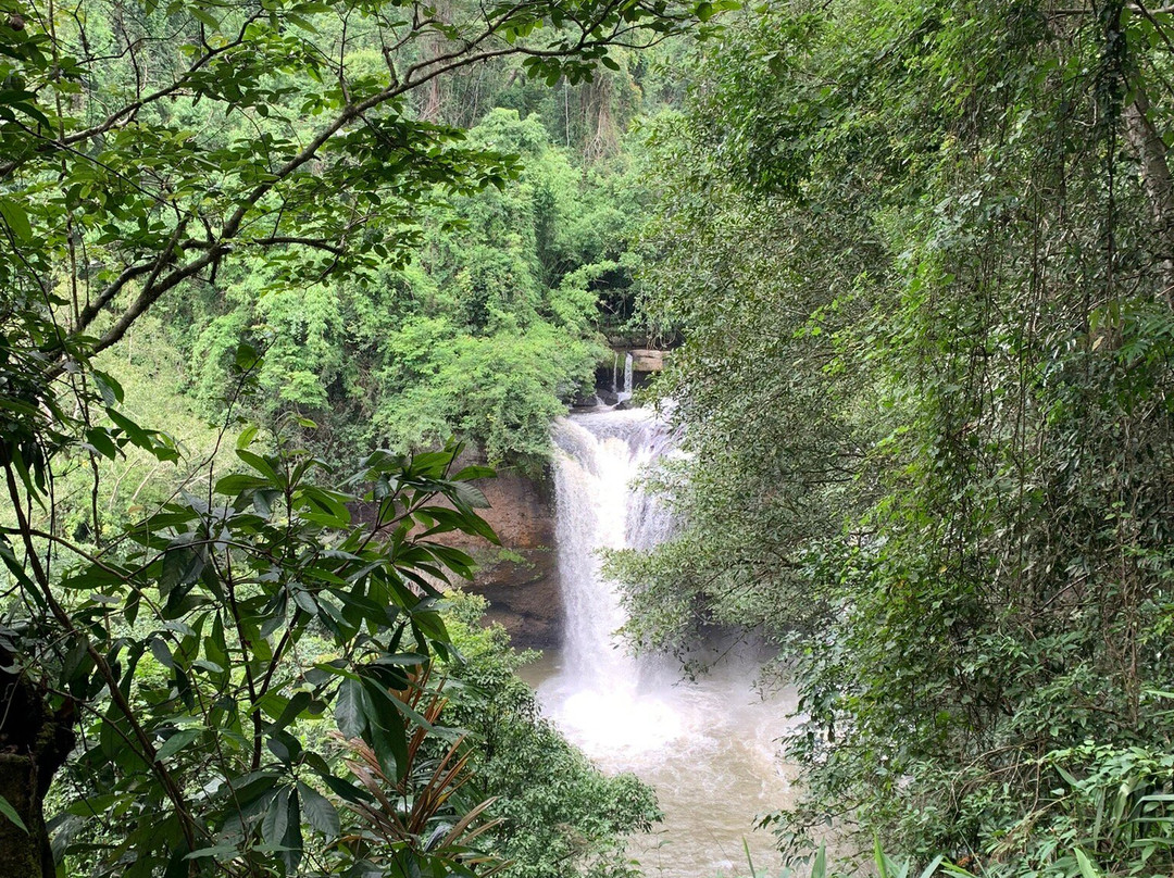 Haew Narok Waterfall景点图片