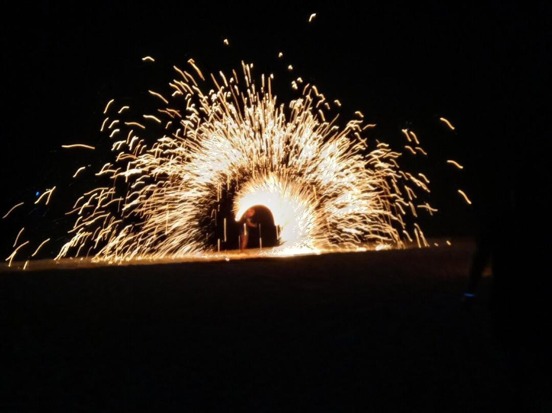 热浪彩虹度假村主图