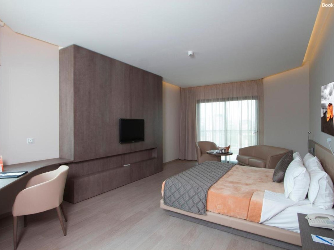 Promenade Hotel主图