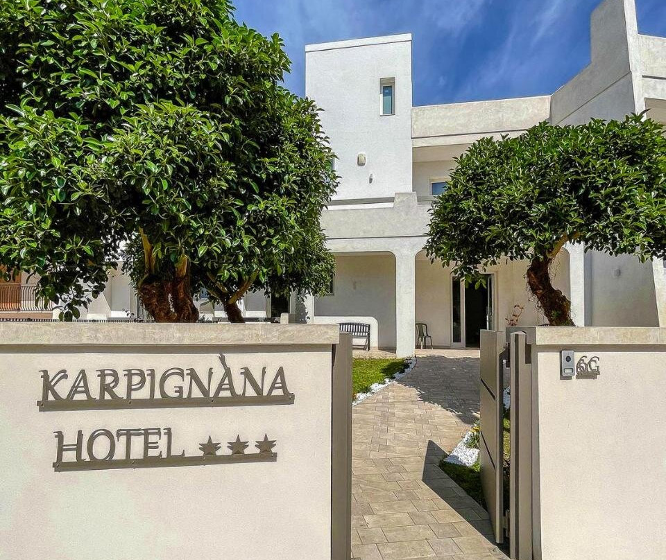 Karpignana Hotel主图