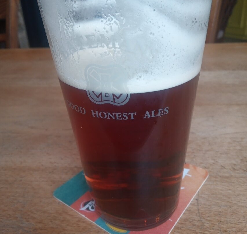 The Woolpack Hotel主图