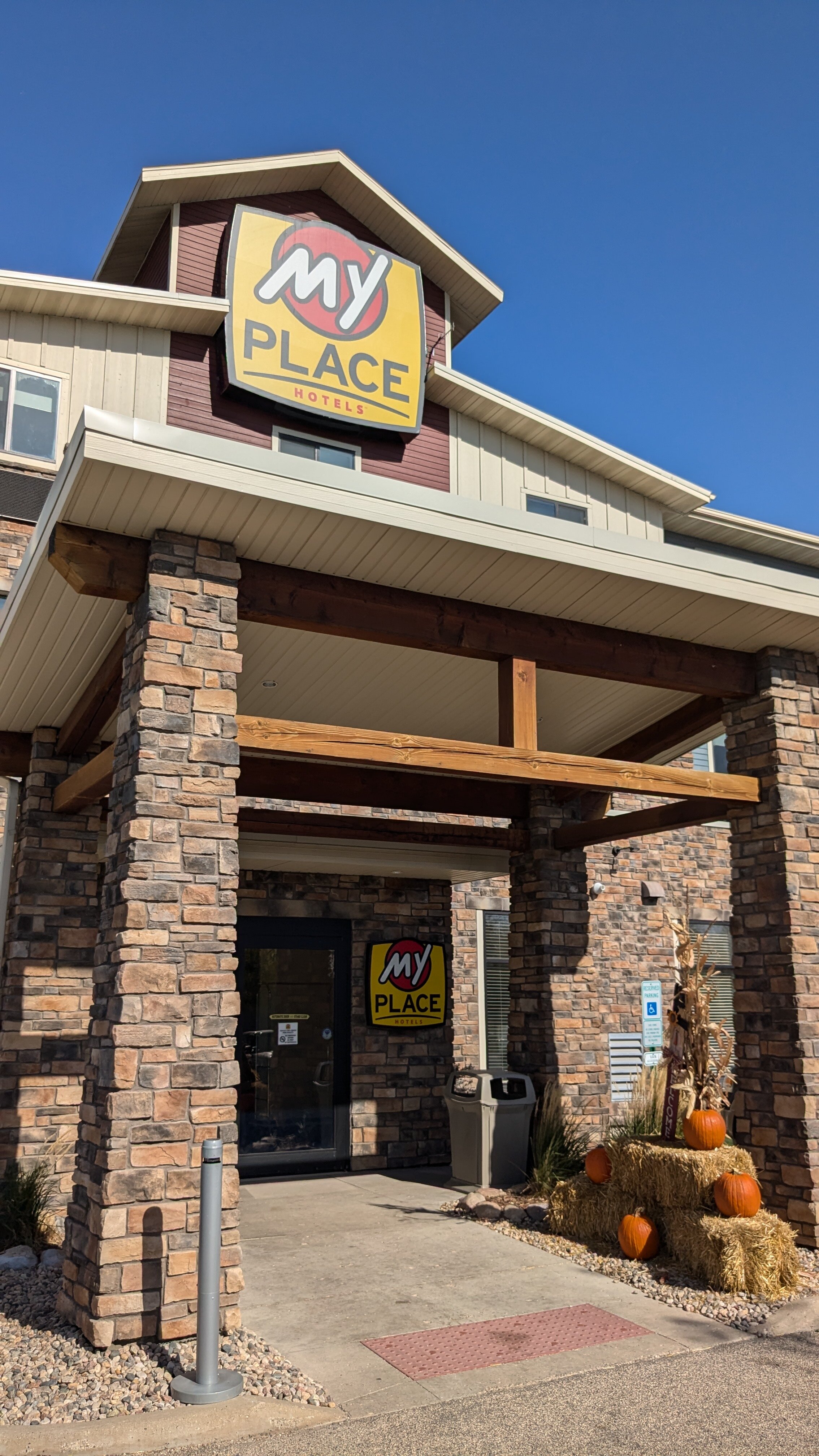 My Place Hotel-Aberdeen, SD-浴室