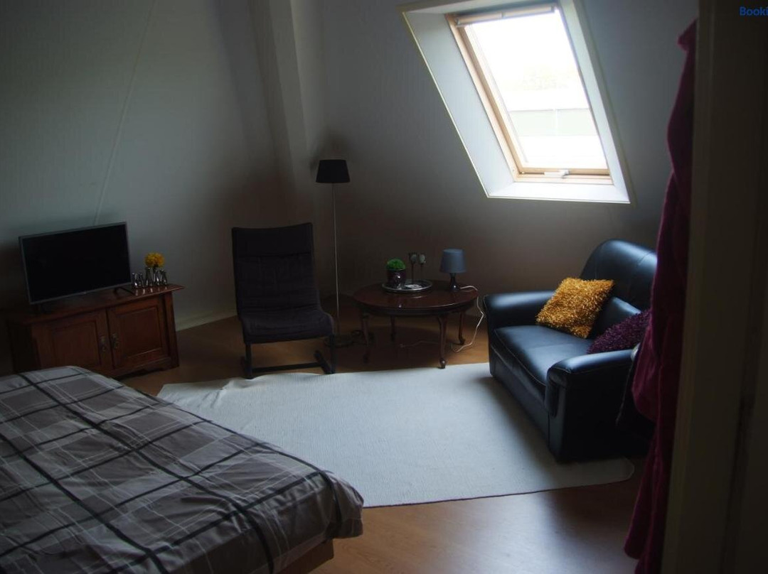 B&B Noflik Haule